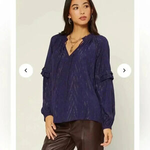 Current Air Metallic Chevron Textured Top Navy size Medium